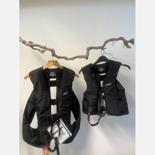 MLV3-H Hit-Air airbagvest for kids (2XS)